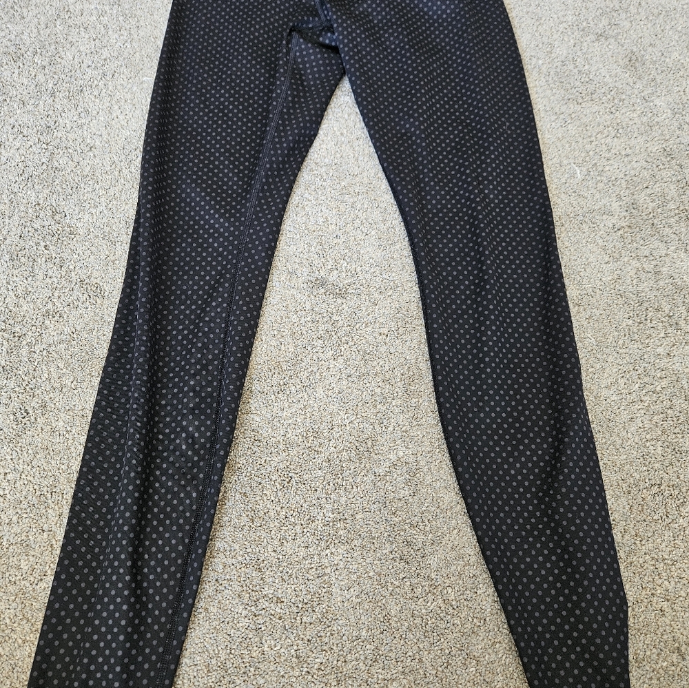 Size 6 lululemon tights